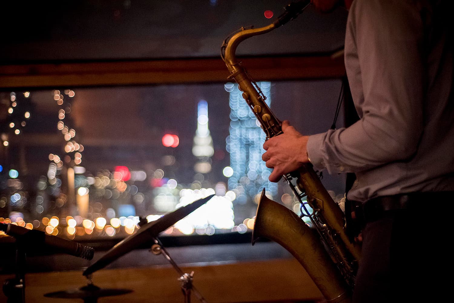 Воскресный джаз на воде